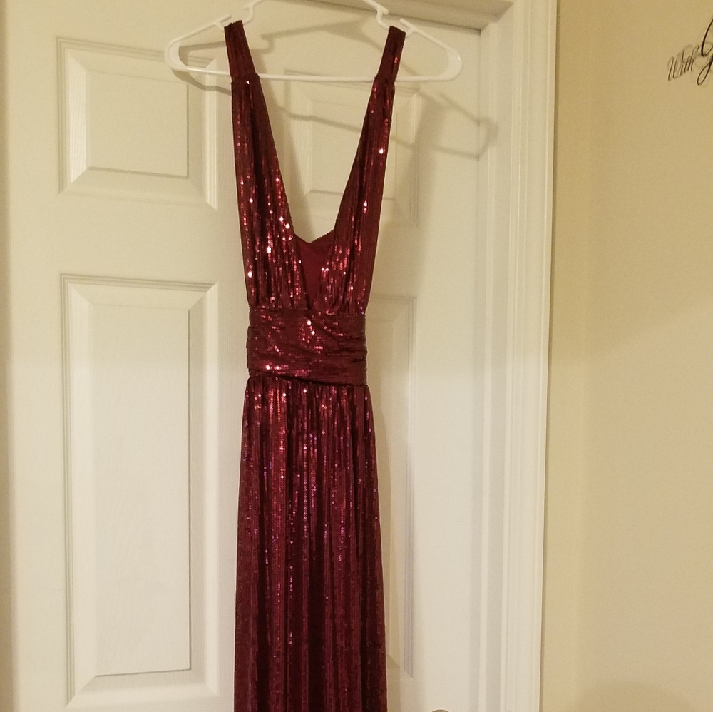 NWT Size Medium Pink Lily Boutique Sequin Maxi